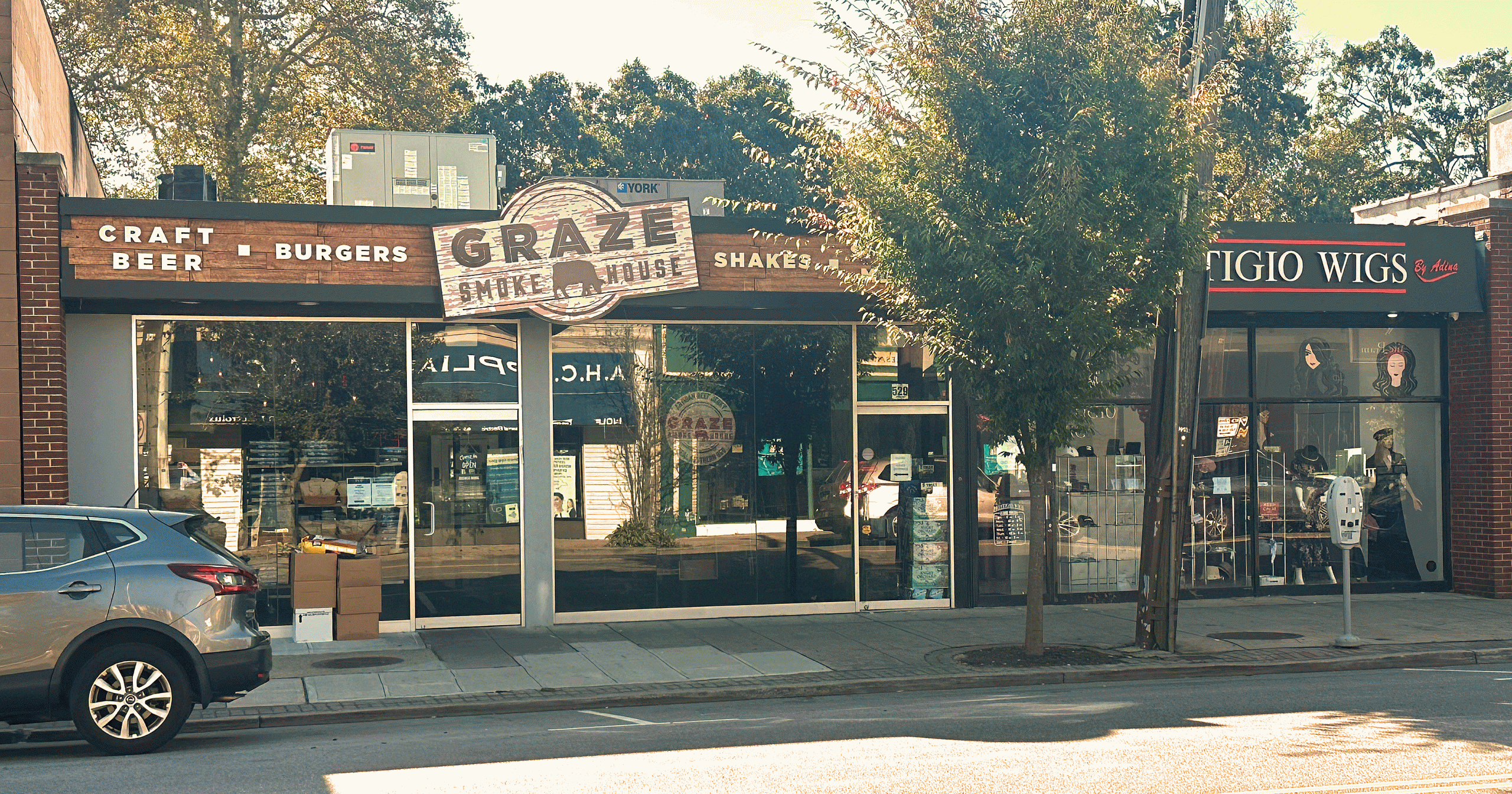 105_large_Landmark-2-Stores